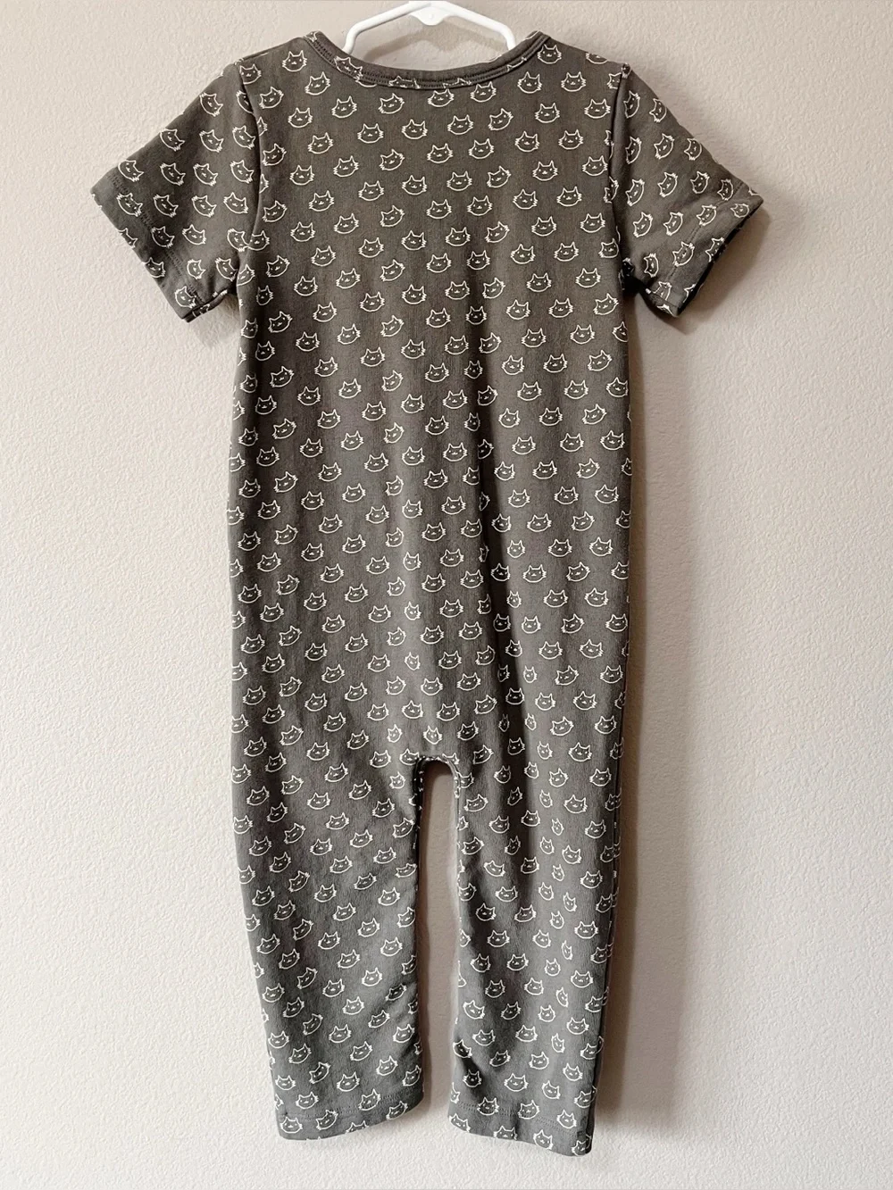 Kate Quinn Gray Cat Print Short Sleeve One Piece Cotton Jumpsuit Unisex Size 2T